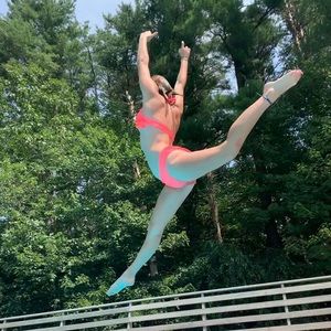 Meet your Posher, Julia